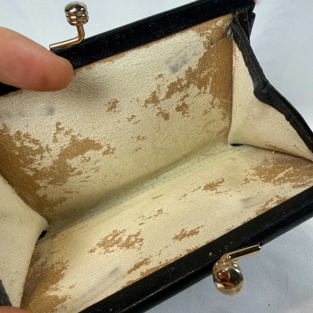 Dooney & Bourke good pre